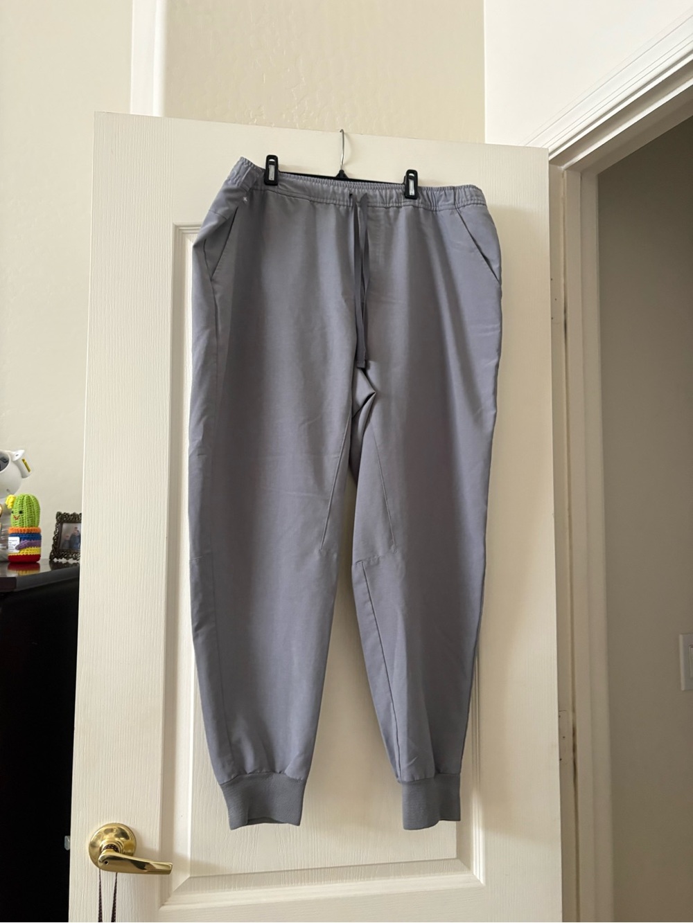 Figs Men's Joggers in Light Gray